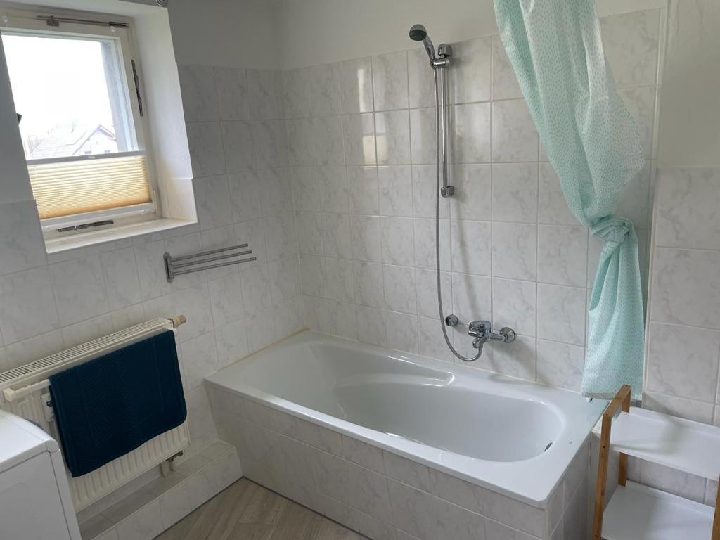 Monteur Ot Kleinwaltersdorf Mit Aussensitzecke Und Grill Apartment *